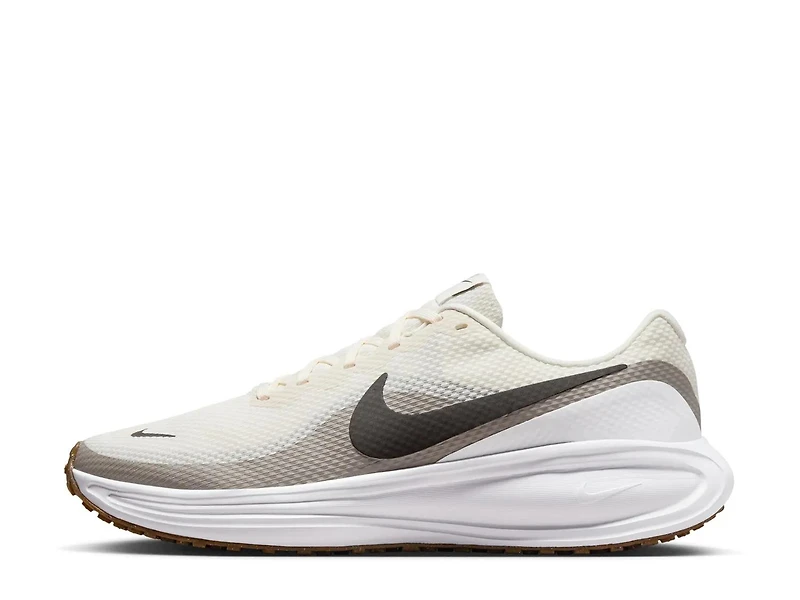 Revolution 8 Running Shoe