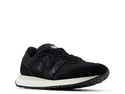 237 Sneaker