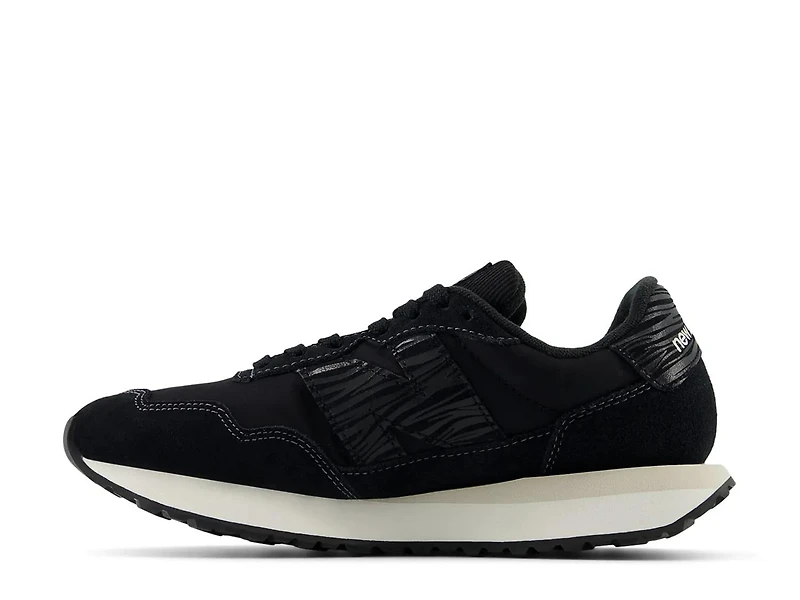 237 Sneaker