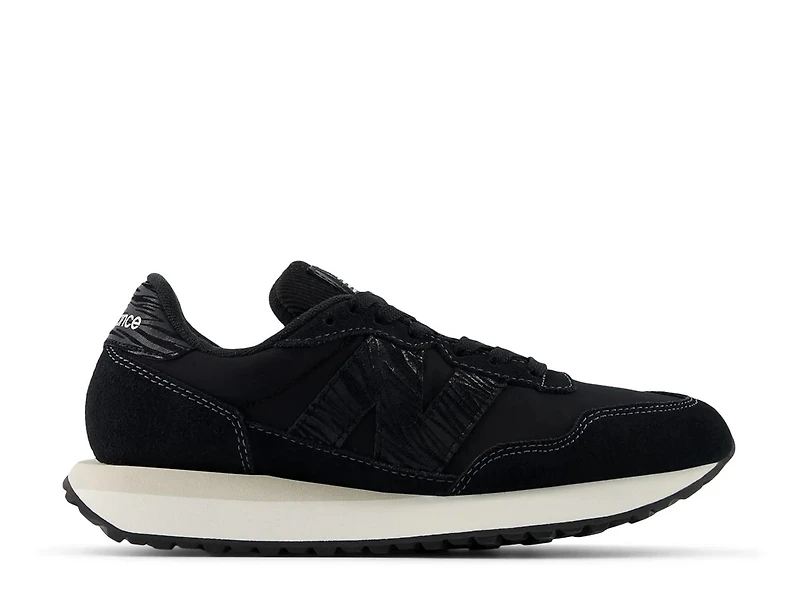 237 Sneaker