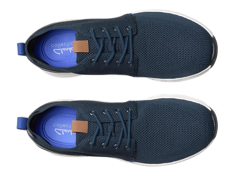 Motion Trek MX Sneaker