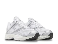 Premier Trinity Sneaker