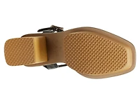 Groove Platform Sandal