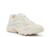 Bellwave Sneaker - Women's