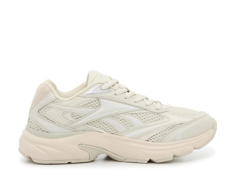 Bellwave Sneaker - Women's