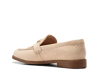 Stassi Kiltie Loafer