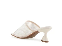 Jamila Sandal