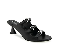 Jenna Sandal