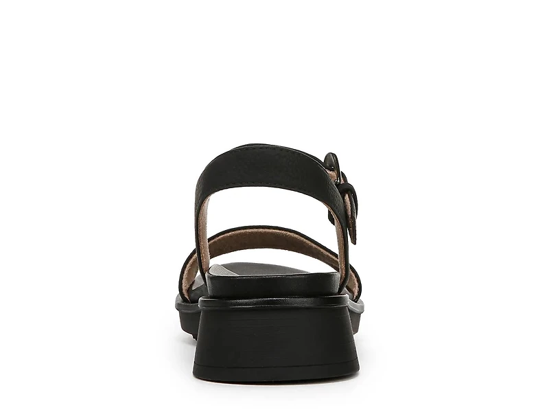 Emma Sandal