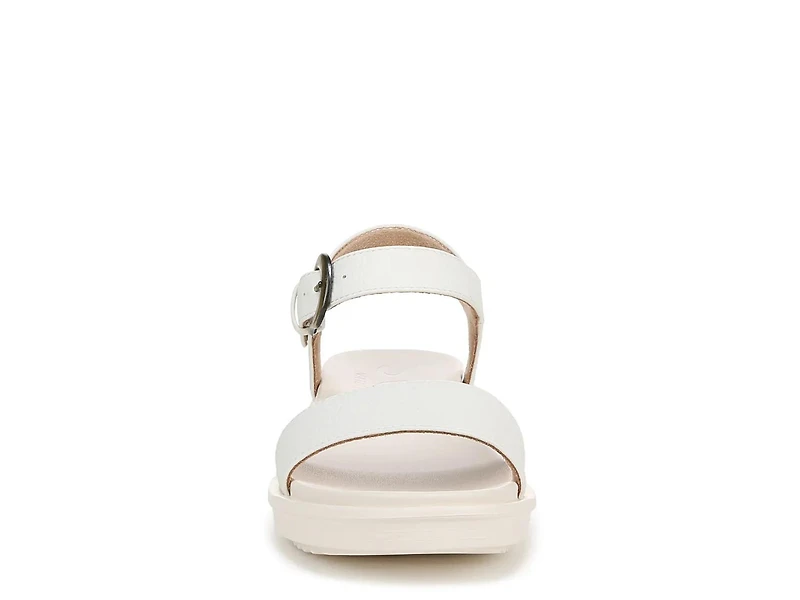 Emma Sandal