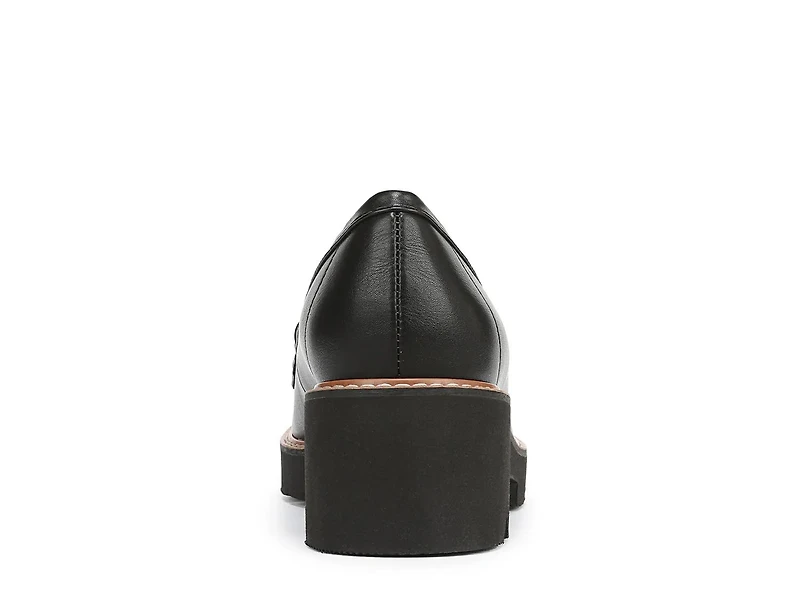 Corinne Loafer