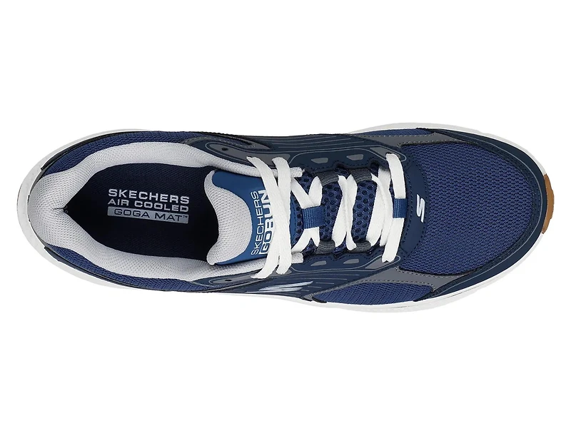 GO RUN Consistent 2.0 Sneaker