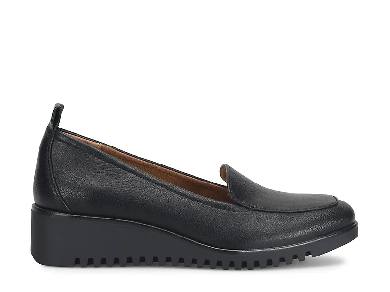 Dawn Wedge Loafer