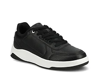 Swift Casual Sneaker