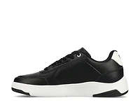 Swift Casual Sneaker