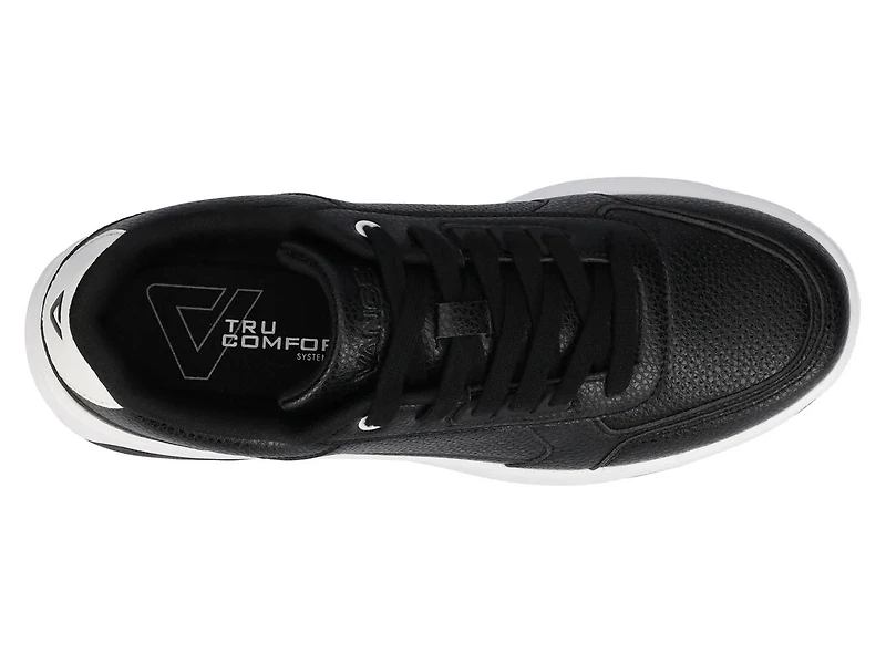 Swift Casual Sneaker