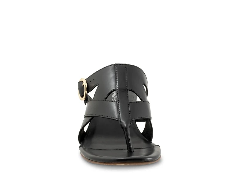 Nikki Sandal
