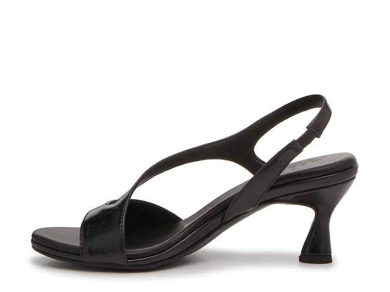 Joriana Sandal