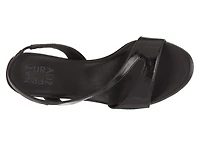 Joriana Sandal