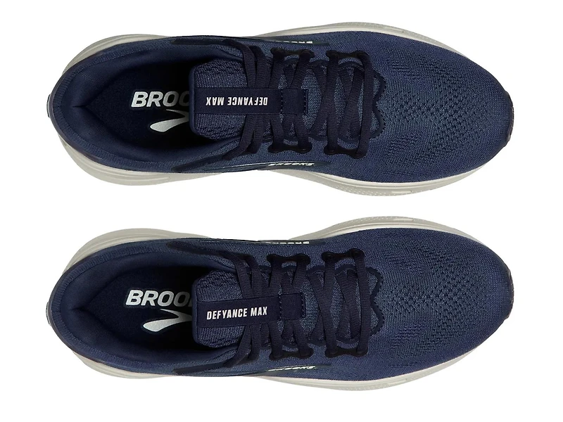 Defyance Max Running Shoe
