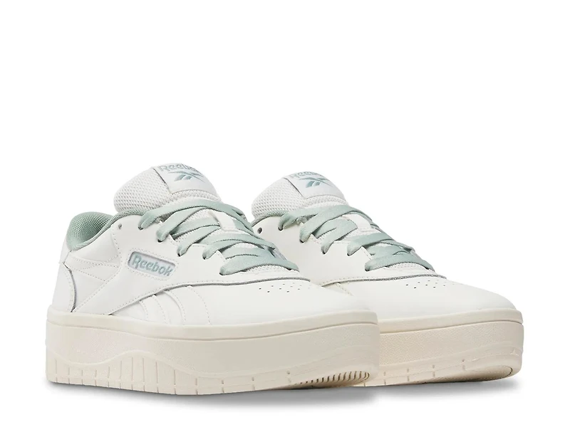 Court Advance Surge Sneaker