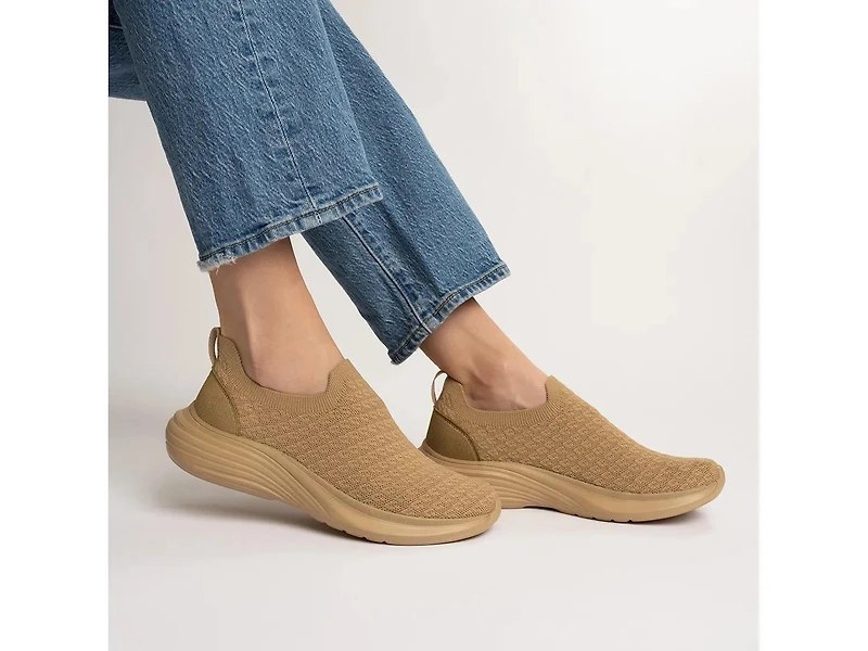 Linnea Slip-On Sneaker