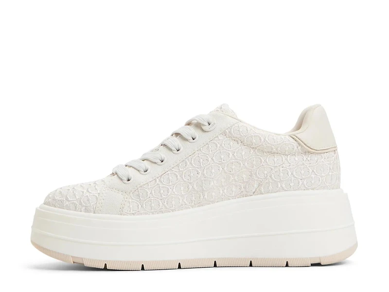 Garelia Platform Sneaker