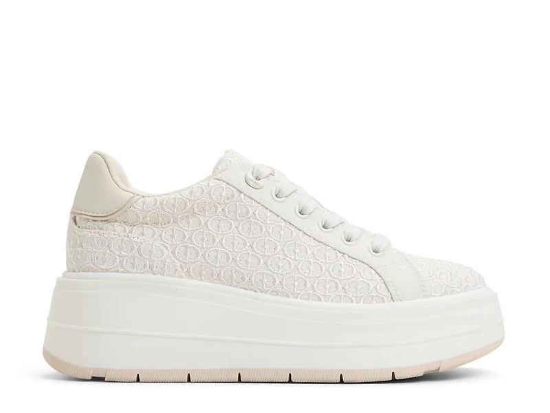 Garelia Platform Sneaker