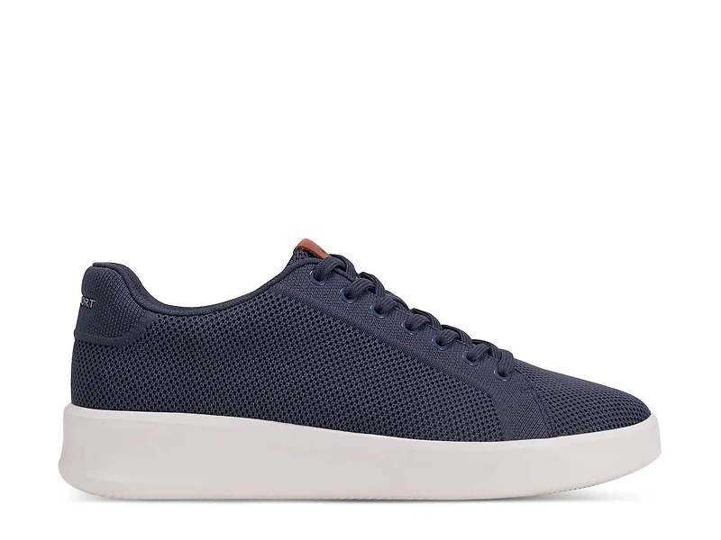 Lite Court Sneaker