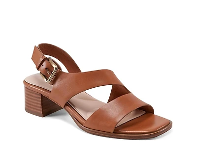Hennly Sandal