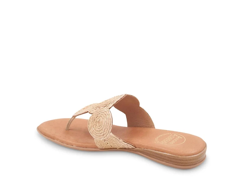 Nikky Sandal