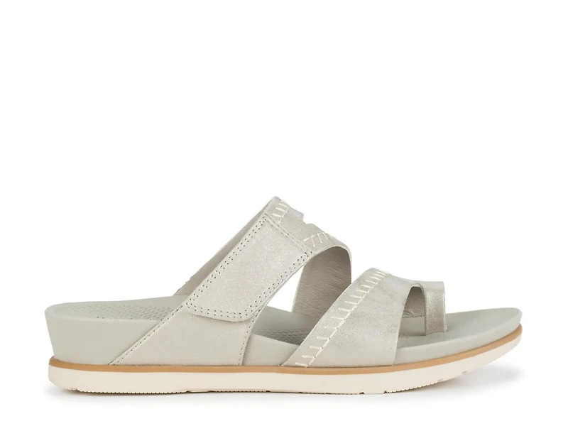 Shaya Wedge Sandal
