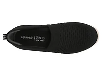 Rest Slip-On