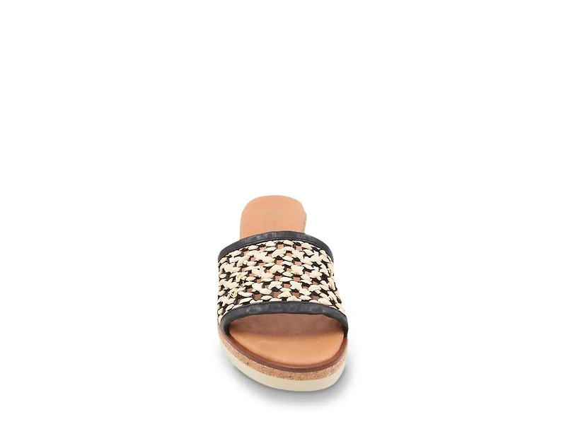 Nessie Sandal