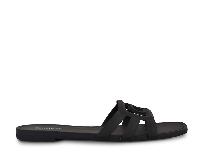 Yoana Sandal