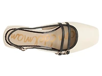 Karrie Mary Jane Flat