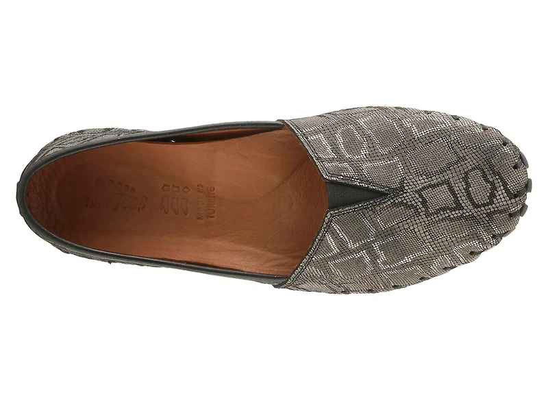 Kathaleta-Glo Slip-On