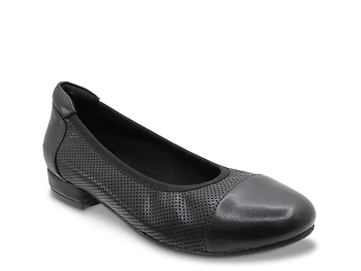 Naomi Ballet Flat