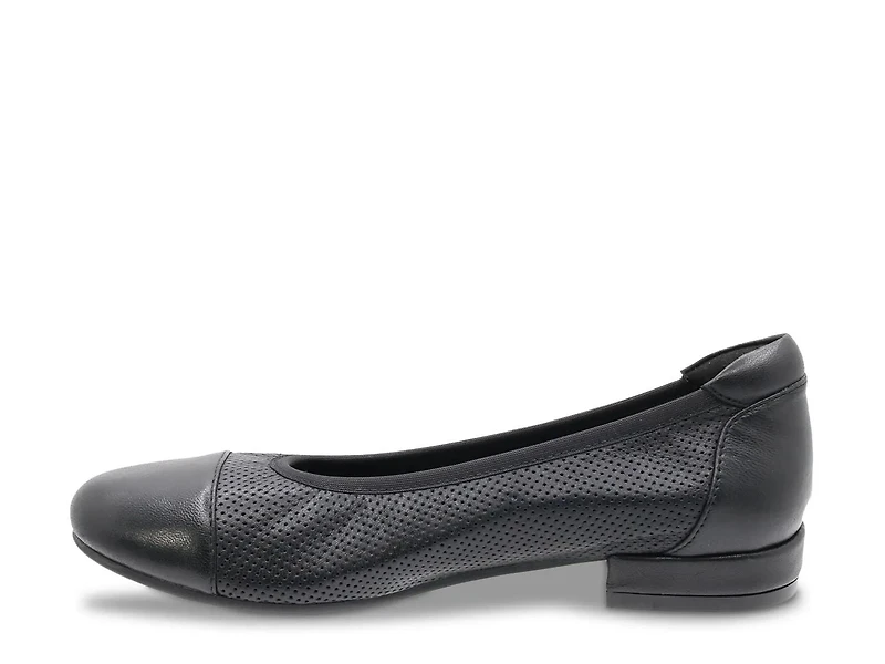 Naomi Ballet Flat