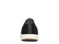 Respect Slip-On Sneaker