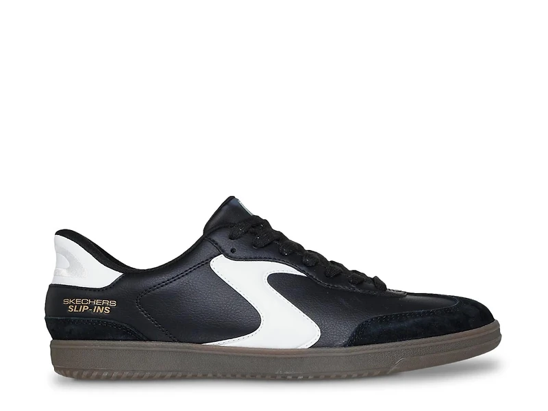 Hands Free Slip-ins Hotshot Relegate Sneaker