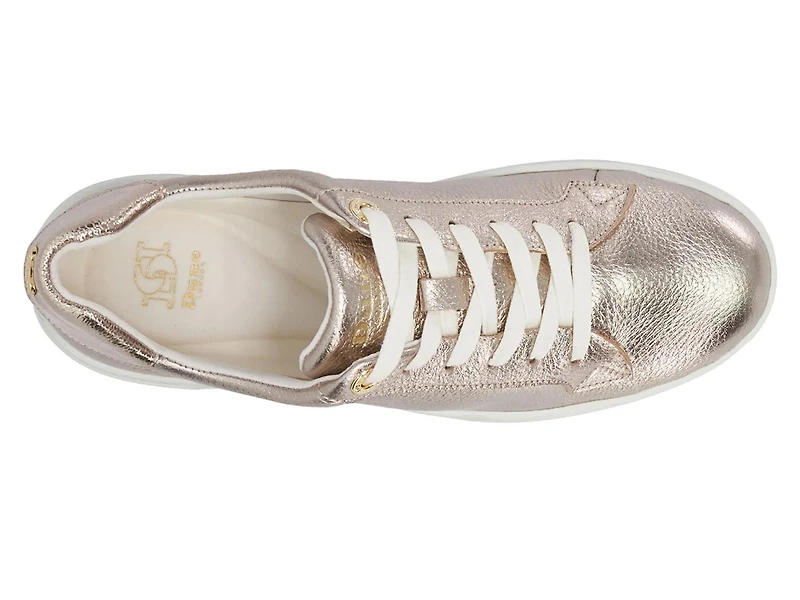 Episode Core Platform Sneaker - Women's