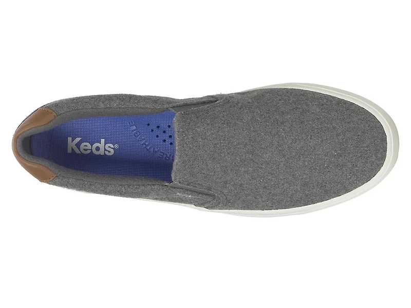 Pursuit Slip-On Sneaker