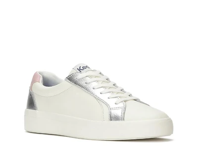 Pursuit Sneaker - Women's