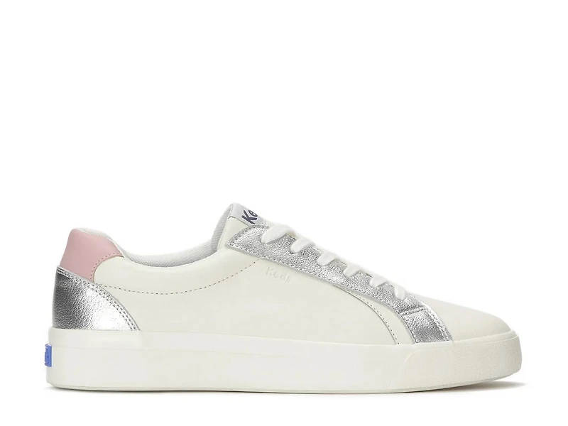 Pursuit Sneaker - Women's