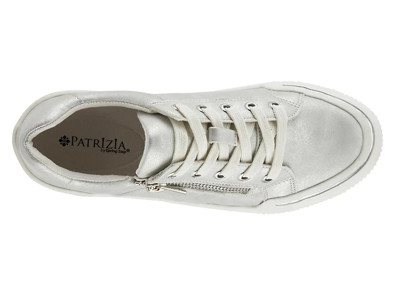 Darah Sneaker