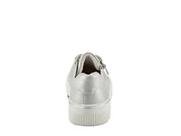 Darah Sneaker