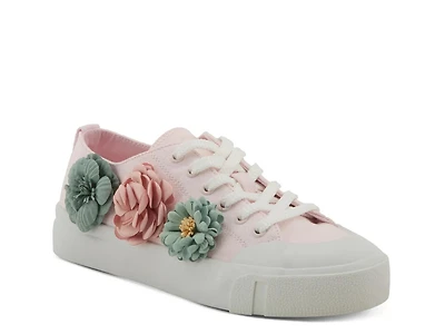 Fleur Sneaker