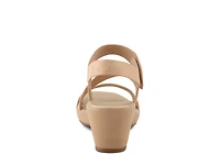Yadiel Sandal