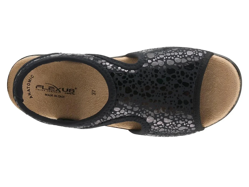 Nyaman Crackle Sandal